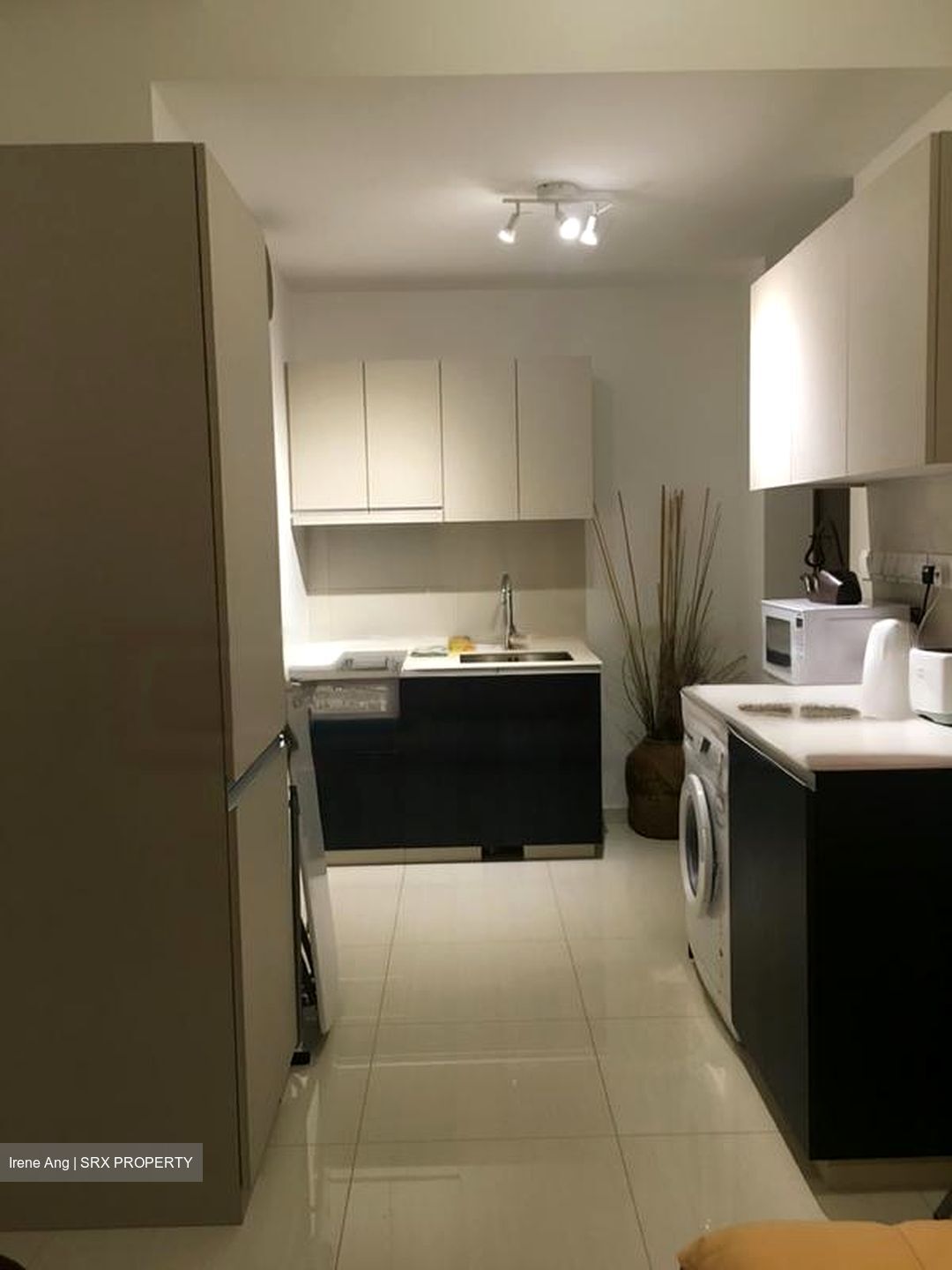 Suites 28 (D14), Apartment #473467181
